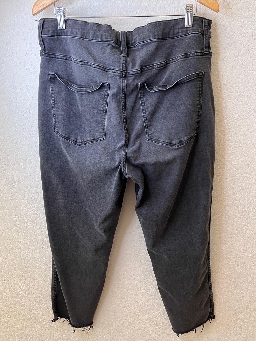 J Crew Button Fly High Rise Vintage Straight Jean Black Gray Size 34 - Picture 11 of 11